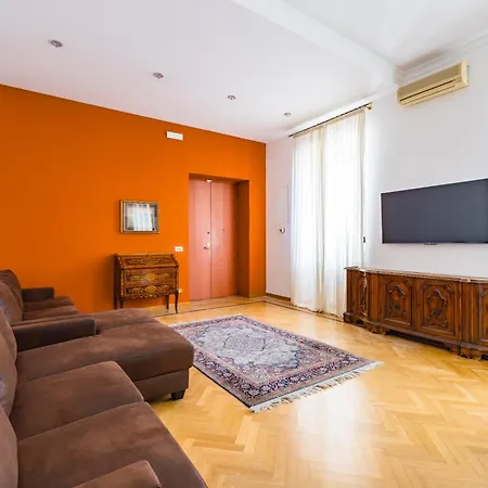 Lejlighed Centrally Located By The Sea Prestigious